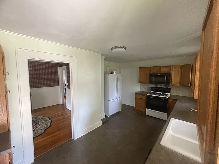 127 Duke St — Photo 14