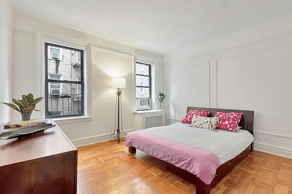 Sold by Nest Seekers International | media 10