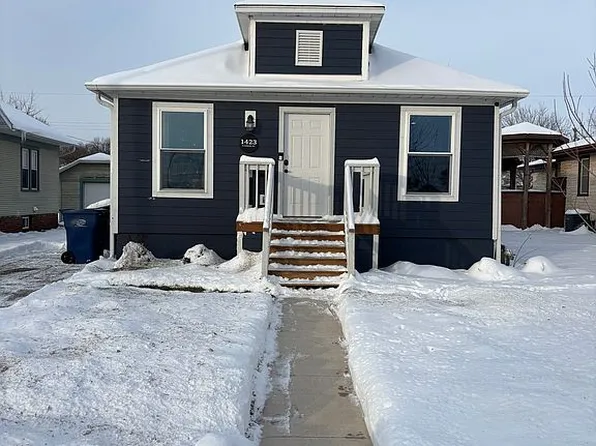 1423 Illinois St, La Salle, IL 61301