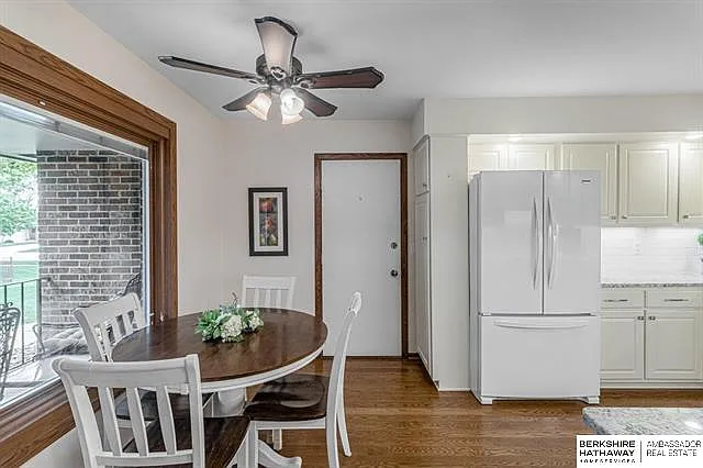Entry to kitchen from garage.
