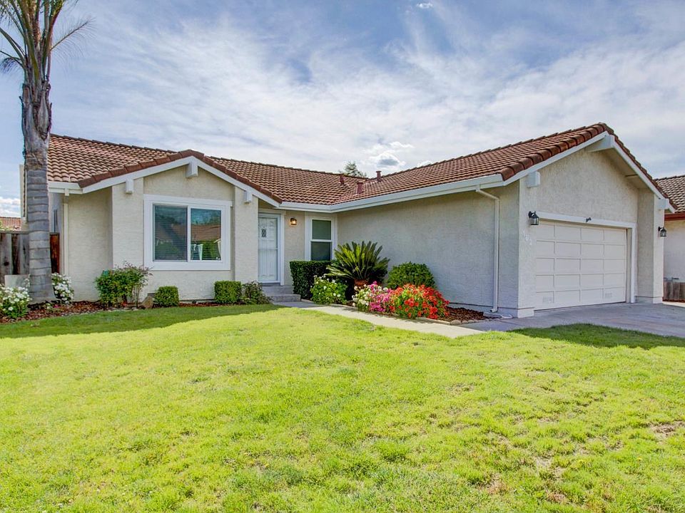 1st image of 162 Bender Cir