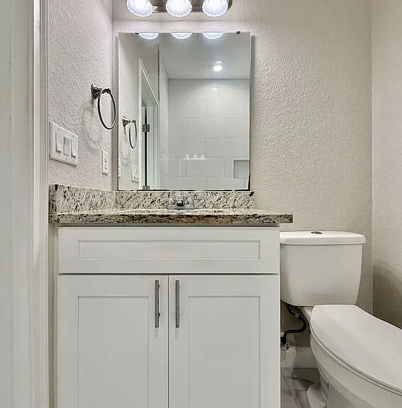 2 W Orange St #101 — Photo 26