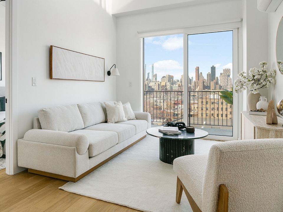 1st image of 11-14 35th Ave #518