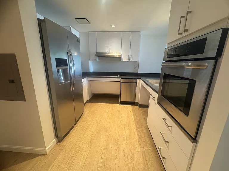 293 Harvard St #2 — Photo 4