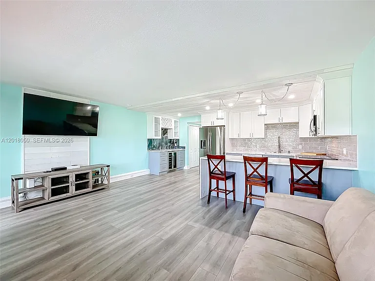226 Newport Ct #O — Photo 12