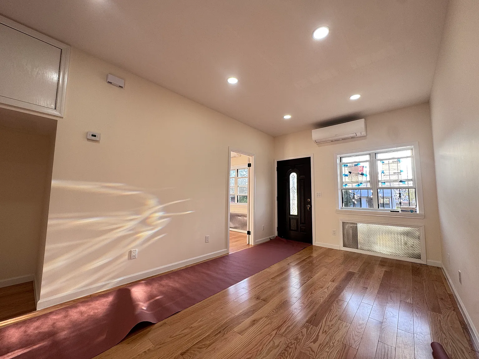 3 bed, 1000 sqft, $3,000 — Photo 3