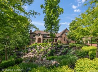 6145 Saddle Creek Ct, Grand Blanc, MI 48439