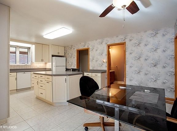 5th image of 12623 S Richard Ave