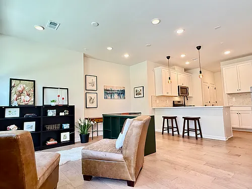 614 Sadie Cir Photo 1