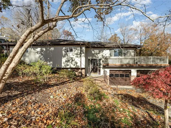 4240 Briar Creek Rd, Clemmons, NC 27012