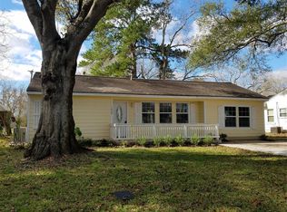 1009 Mac Dr, Sweeny, TX 77480
