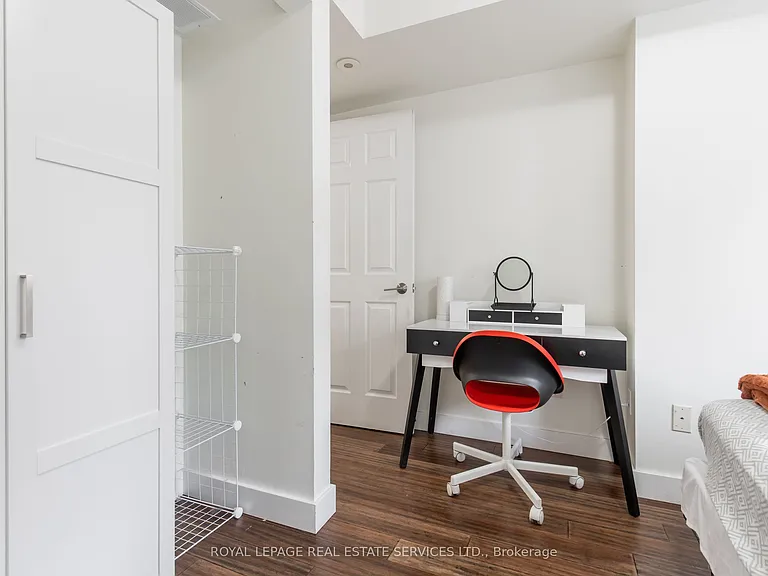 4975 Southampton Dr #272 — Photo 26