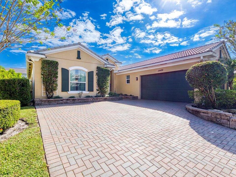 1st image of 11400 SW Hillcrest Circle