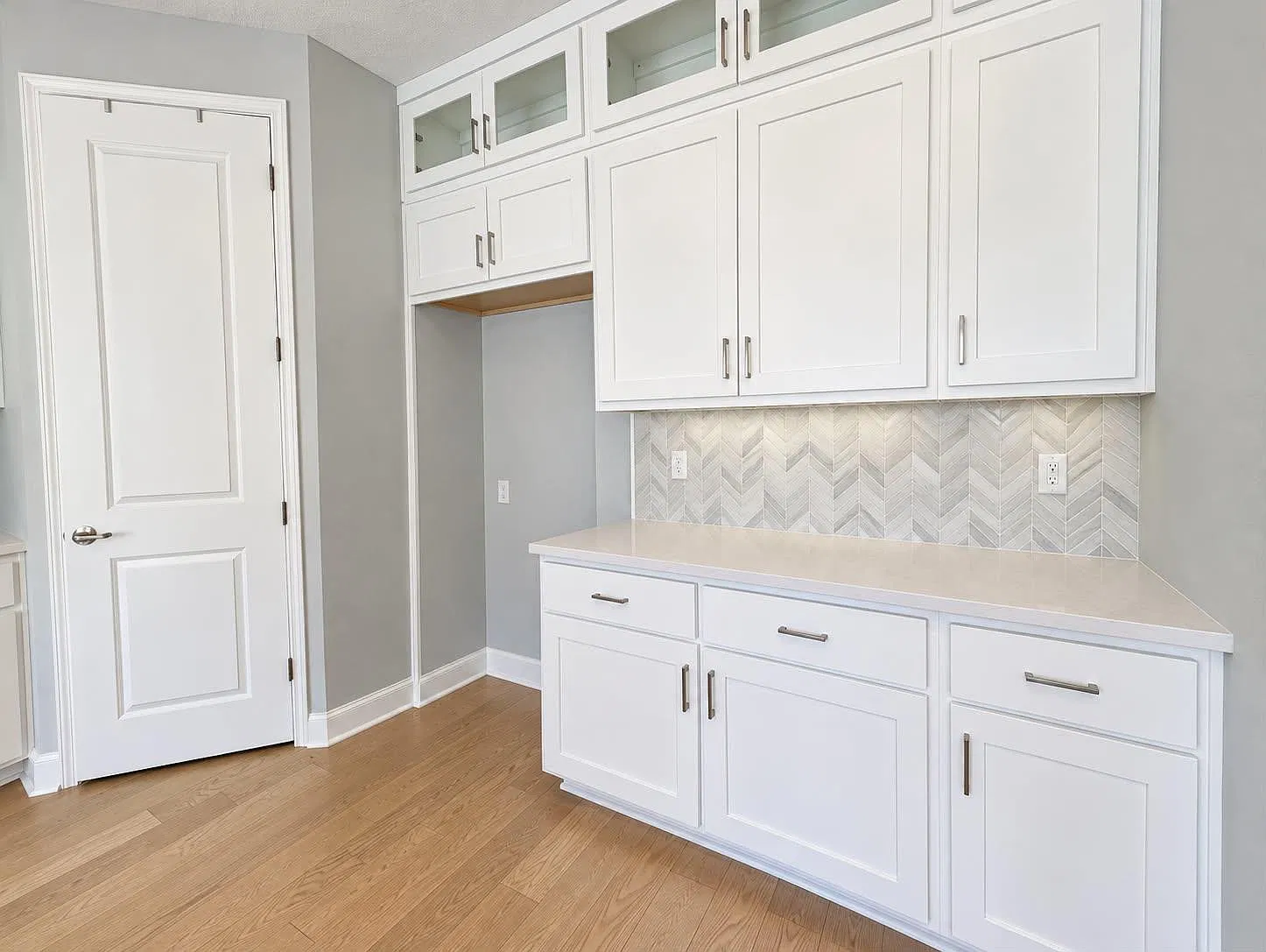 5 bed, 4.0 bath, 2966 sqft, $3,450 — Photo 4