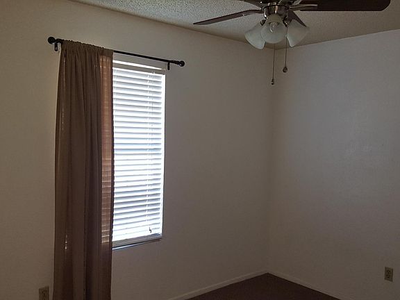 5th image of 3404 Lynridge Dr #B