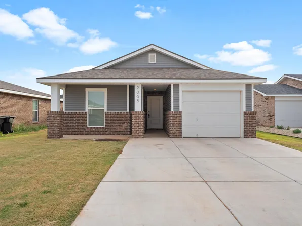 2005 Panhandle Ave, Wolfforth, TX 79382