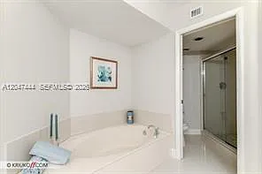 19195 NE 36th Ct #905 — Photo 33