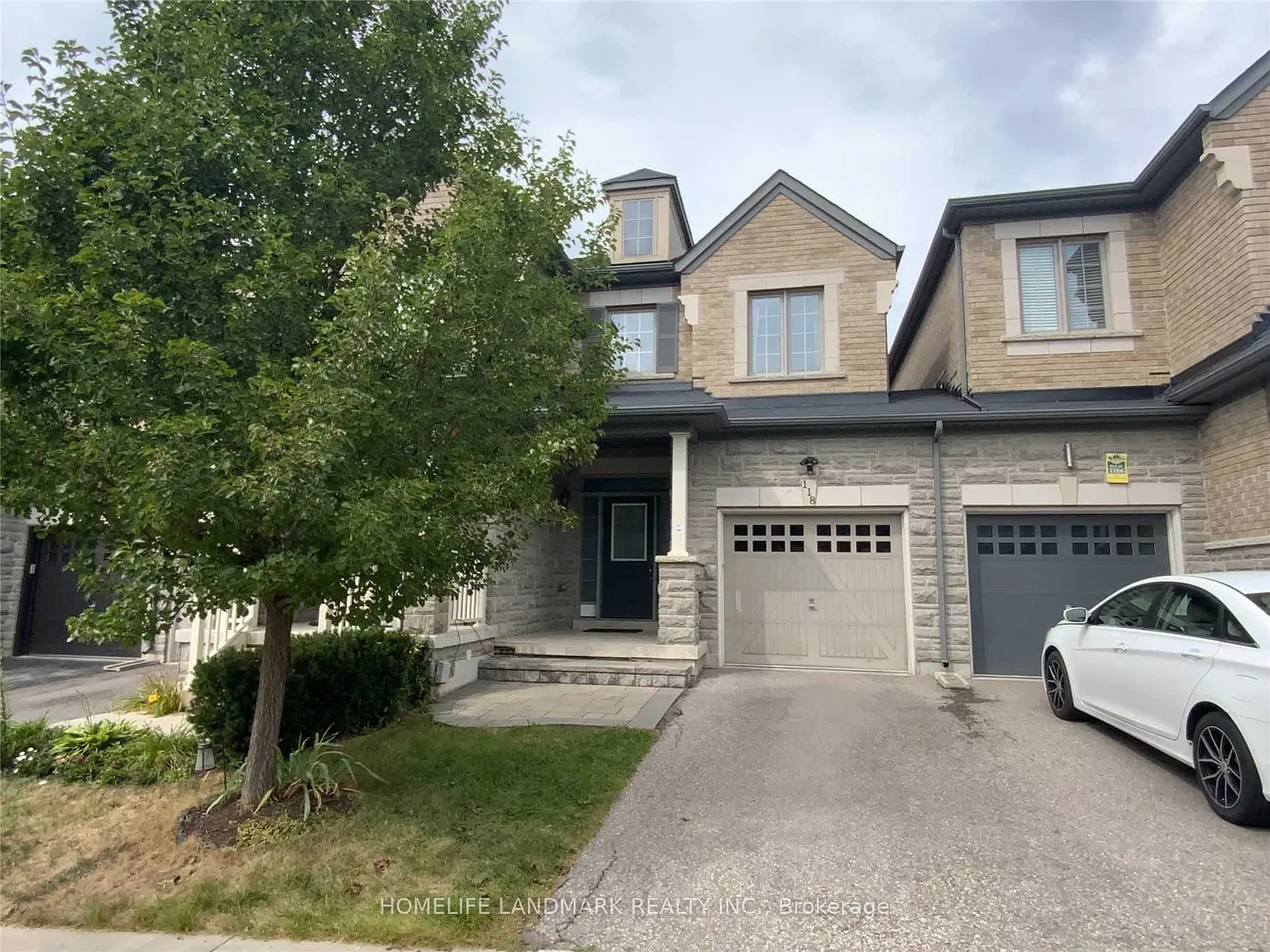 4 bed, $3,700 — Photo 1