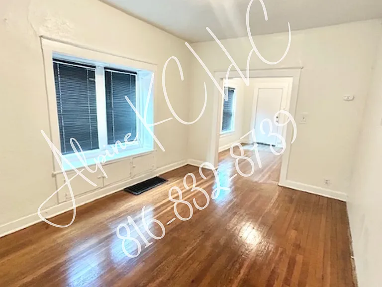 2965 Jackson Ave — Photo 10