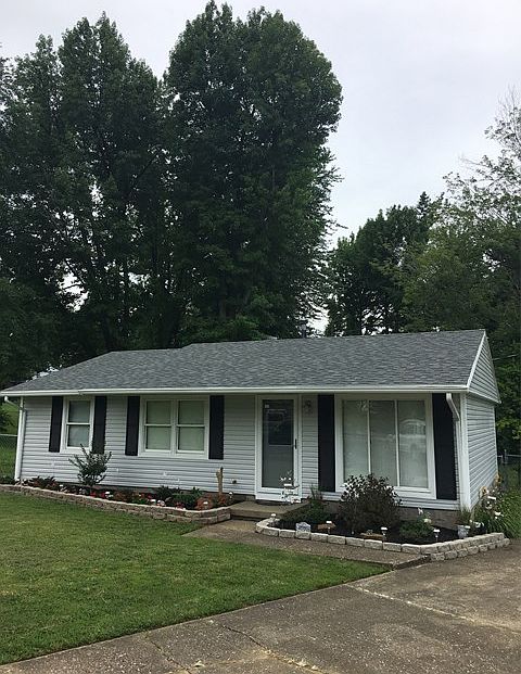 1st image of 4000 Maxwell Pl