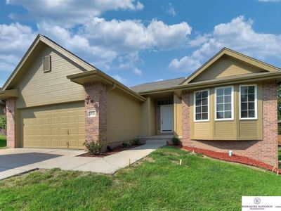 4920 Fountain Dr, Papillion, NE, 68133