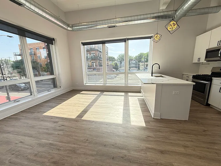 N Western Ave — Photo 26
