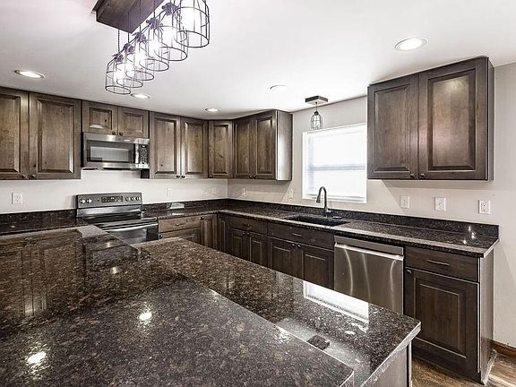 4th image of 3043 Dutch Ln
