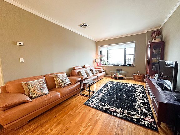 3rd image of 62-10 Woodside Ave #306