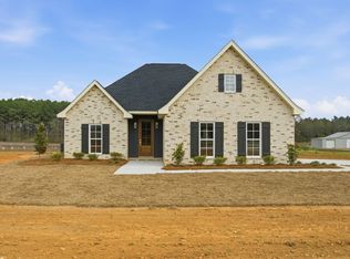 258A Charlie Sanford Rd, Seminary, MS 39479