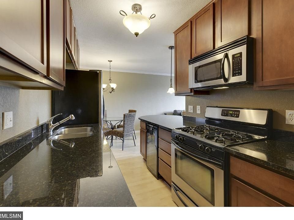 1st image of 3120 Hennepin Ave Unit 303