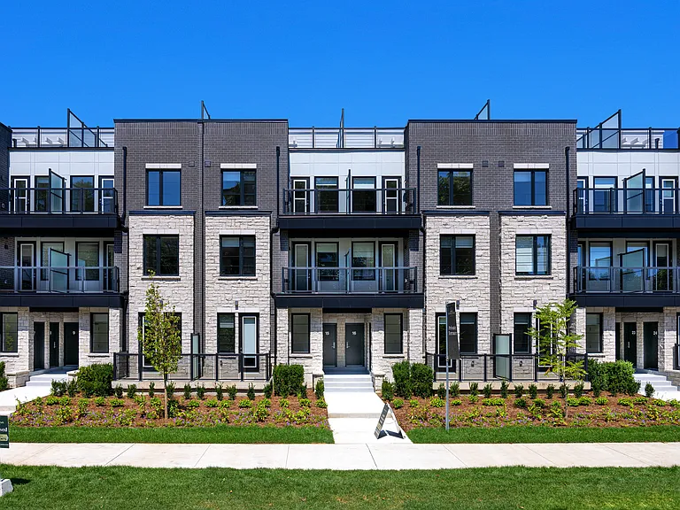 600 Brookdale Ave #1 — Photo 17