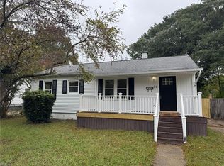 31 Tallwood Dr, Hampton, VA 23666