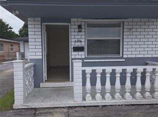 7056 SW 22nd St, Miami, FL 33155