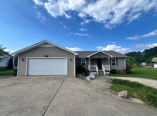 917 Old Dalton Ellijay Rd, Chatsworth, GA 30705