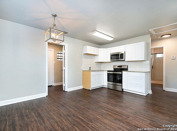 5th image of 120 Magendie St