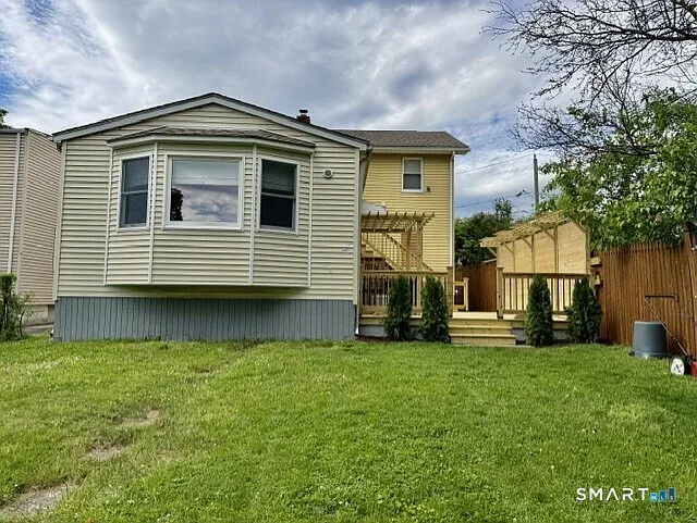 10 Wells Ave #A — Photo 24