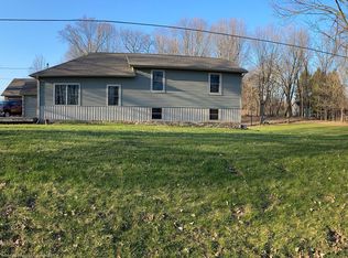 9800 W Herbison Rd, Eagle, MI 48822