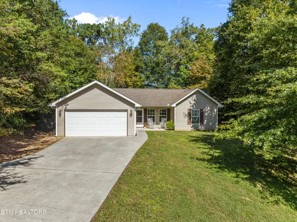 4603 Aggie Dr, Maryville, TN 37803
