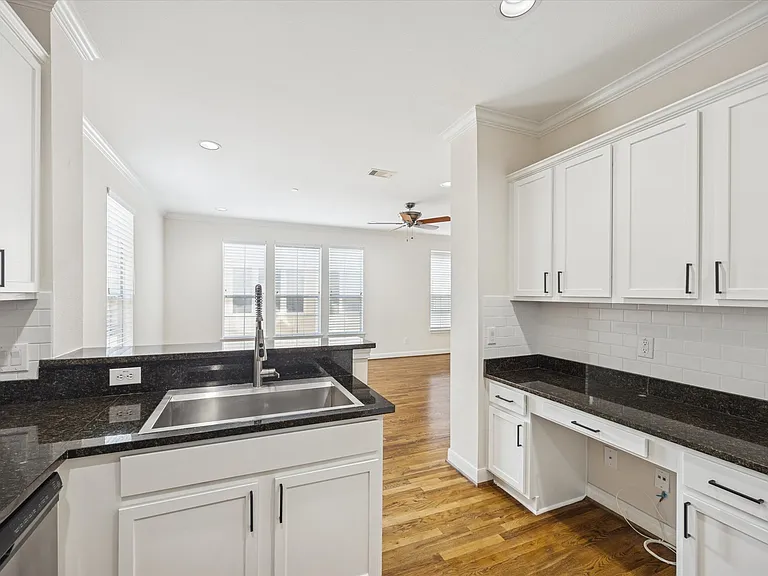 3001 Murworth Dr #1306 — Photo 14