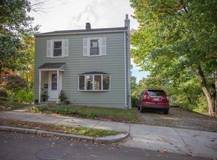 190 Lancaster Ter, Brookline, MA 02446