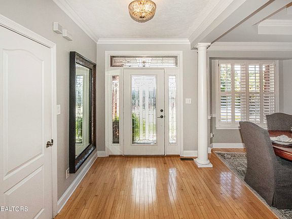 2nd image of 4407 Alder Tree Ln
