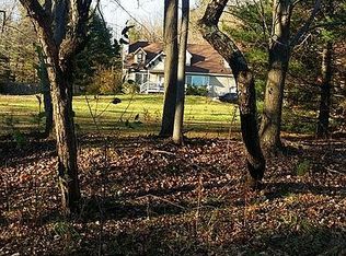 1519 Cayuga Ct, Effort, PA 18330