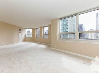 752 N Rush St #3203, Chicago, IL 60611