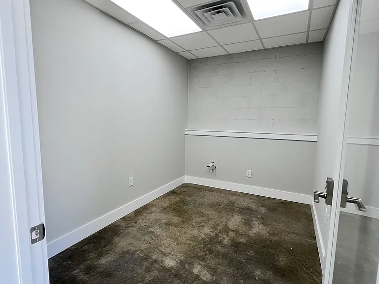 204 5th Ave E #102-103 — Photo 20
