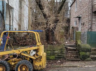 11 Courtright St, Pittsburgh, PA 15212