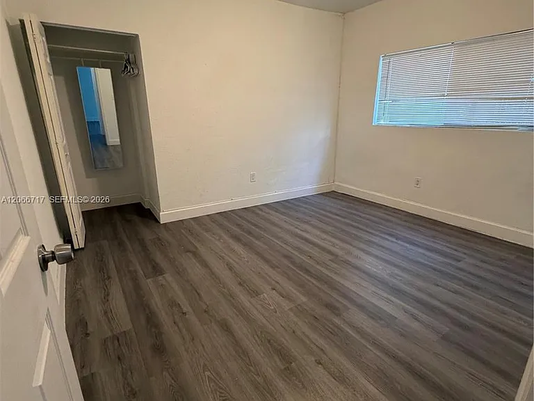 328 SW 15th Ave — Photo 12