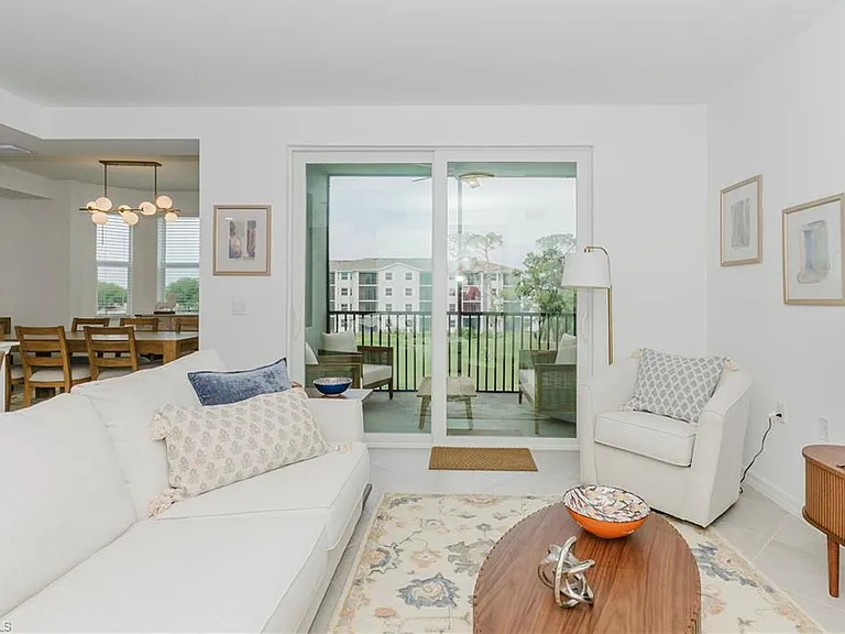 18461 Copperhead Ct N #436 — Photo 13