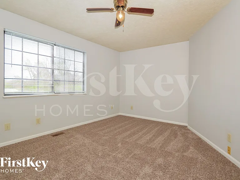 4030 Harmony Dr — Photo 9