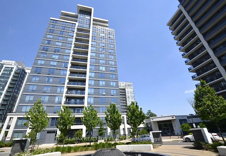 75 N Park Rd #302 — Photo 3