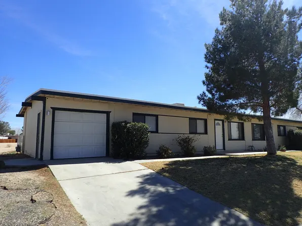 412 Palm Dr, Ridgecrest, CA 93555